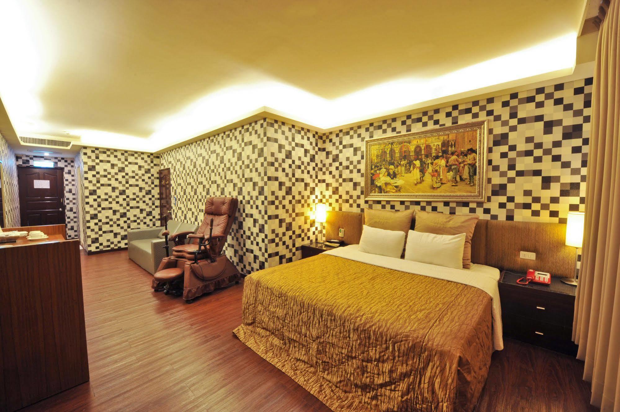 Carnival Motel Taipei Bagian luar foto