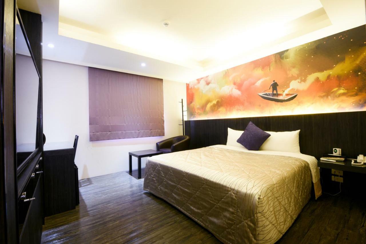 Carnival Motel Taipei Bagian luar foto